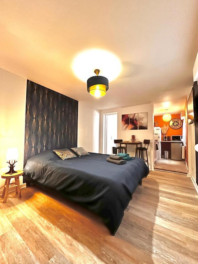 Charmant Studio En Plein Centre Ville De Chartres Apartman Kültér fotó